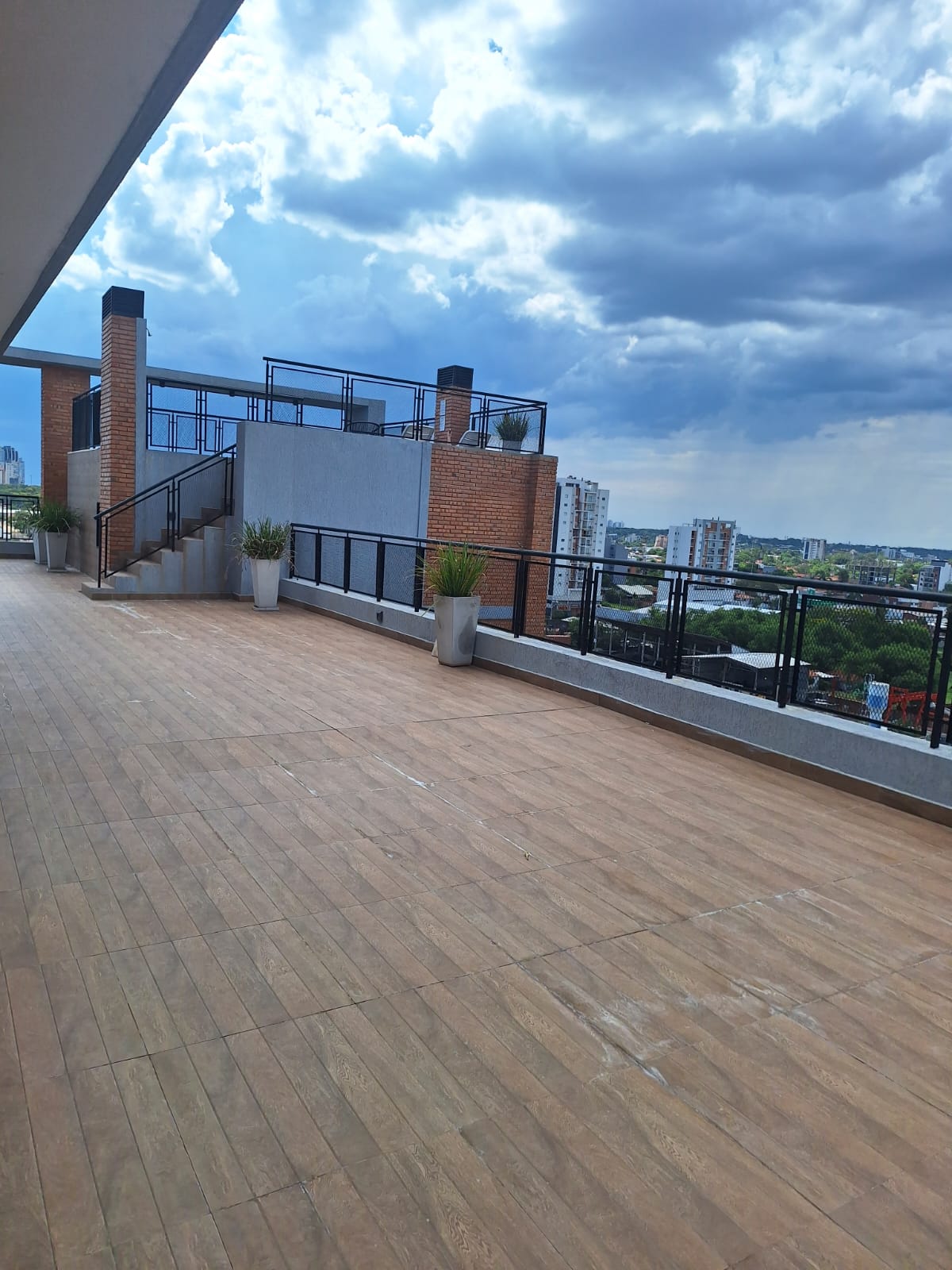 Se alquila piso en el Edificio ZUBA V: Práctico Departamento — foto 2