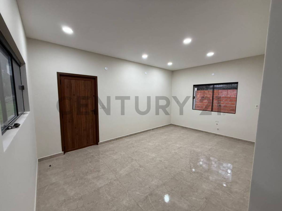 Venta de Casa en Encarnación, Itapúa — foto 3