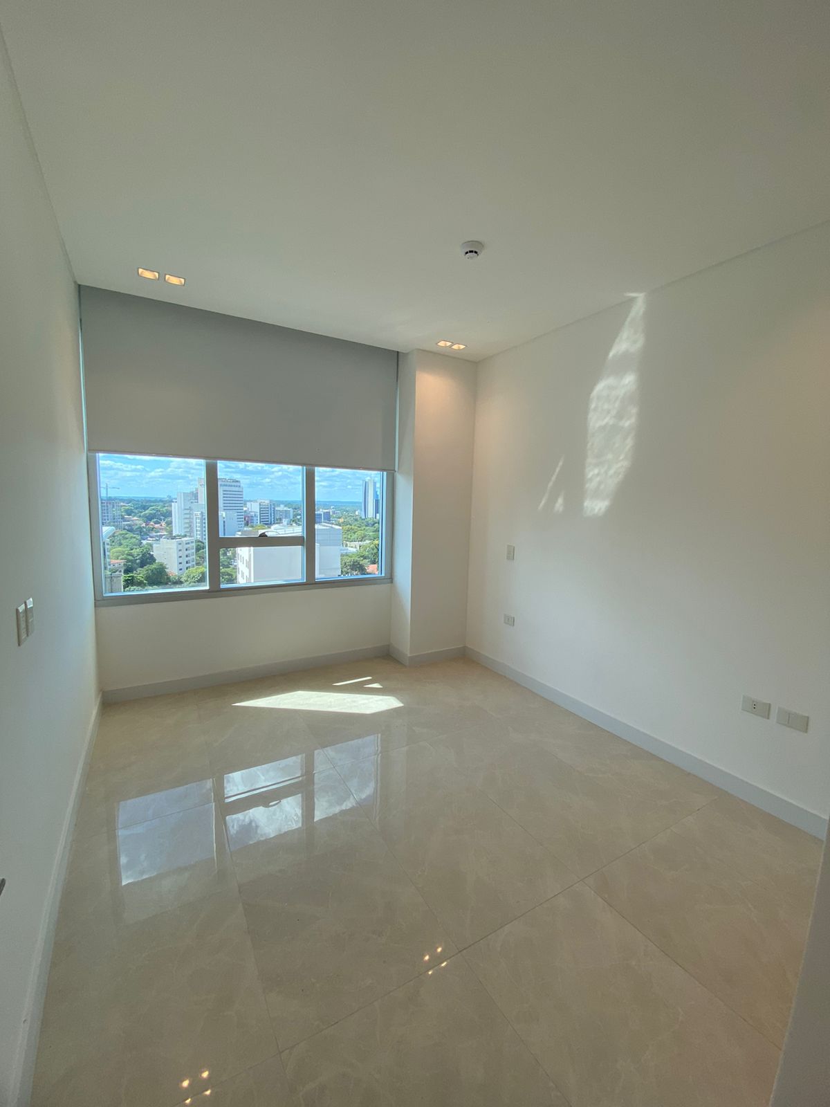 Alquilo hermoso departamento top de una habitación — foto 3