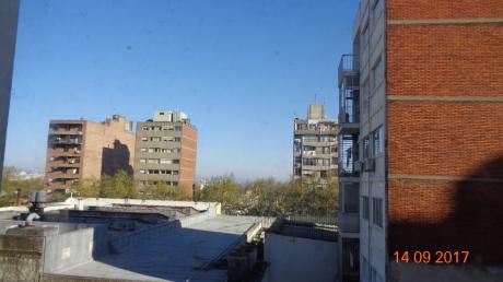 Centro 2 Dormitorios 62m2 Cotesa Canelones Y Ejido 3º Contrafrente Despejado