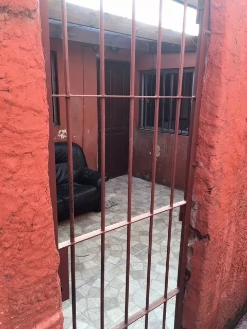 Alquilo Muy Lindo Apto. Al Fondo Tipo Casa. Sin Gastos Comunes · Foto 8