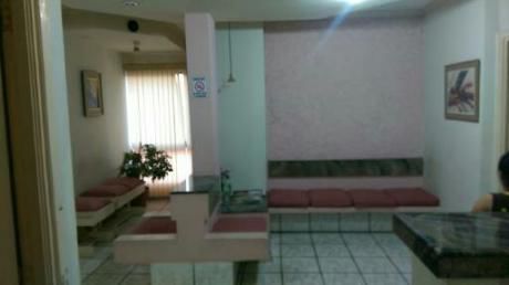 Vendo Oficina De Varios Ambientes Z/ Mons Rivero