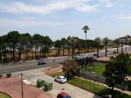 Punta Gorda. 3 Dor. Calef. 72m2. Al Frente