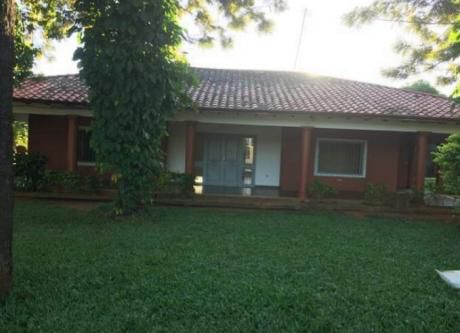 Hermosa Casa Quinta Con Piscina En Capiata. Km 23