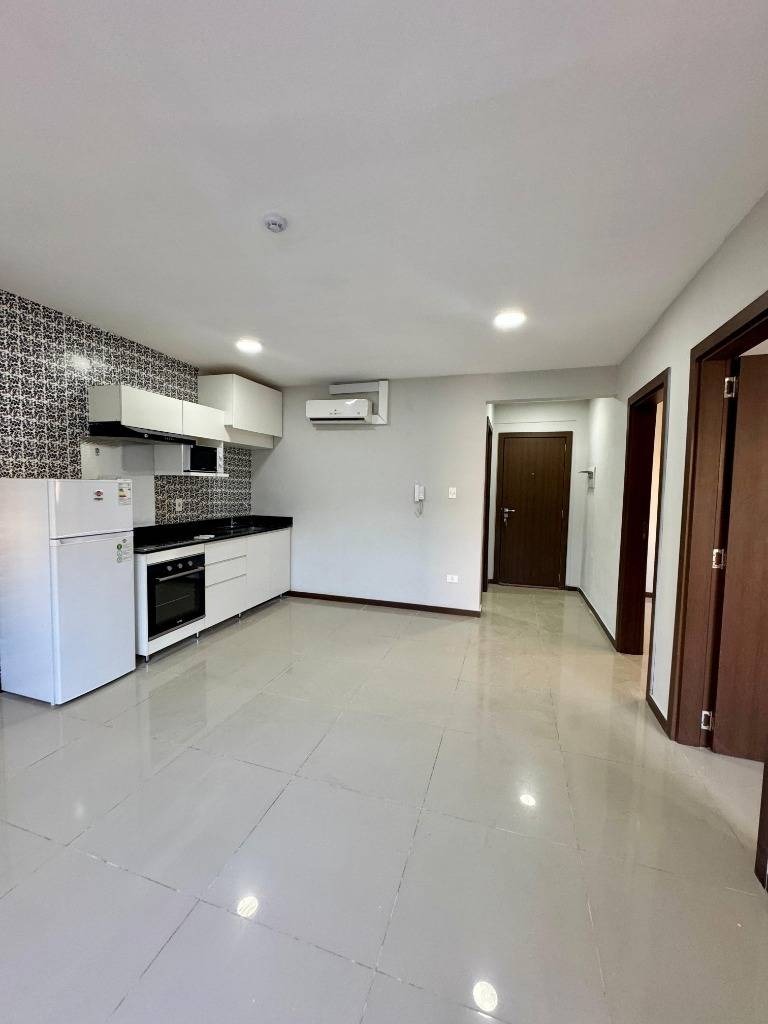 VENDO DEPARTAMENTO EN LUQUE RESIDENCIAL SANTA CECILIA — foto 2