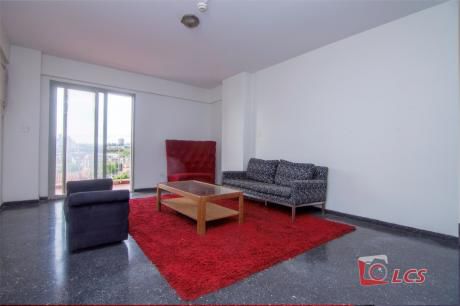 A0096 Alquilo Departamento En Edificio Esmeralda, Zona Céntrica De Asunción