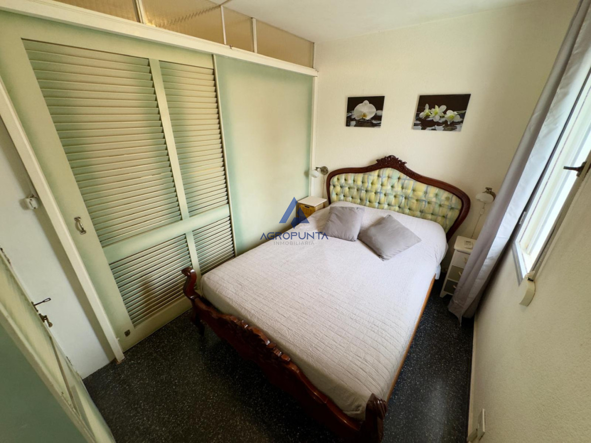 Alquiler Anual o Invernal de 1 dormitorio y medio en Punta del Este Mansa Primera Línea · Foto 6