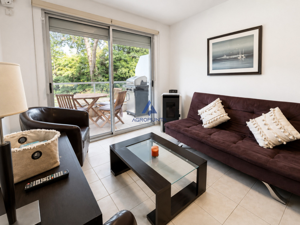 Apartamento de 1 dormitorio, Alquiler Anual zona Aidy Grill, Punta del Este