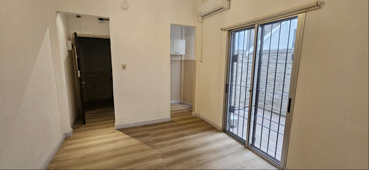 Alquiler apartamento en Pocitos de 1 dormitorio con patio