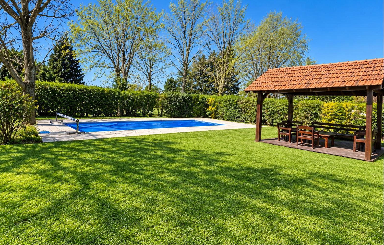 Alquiler casa con  muebles en La Tahona- Barrio Privado, 3 dormitorios y servicio, escritorio, sauna  y piscina climatizada · Foto 1