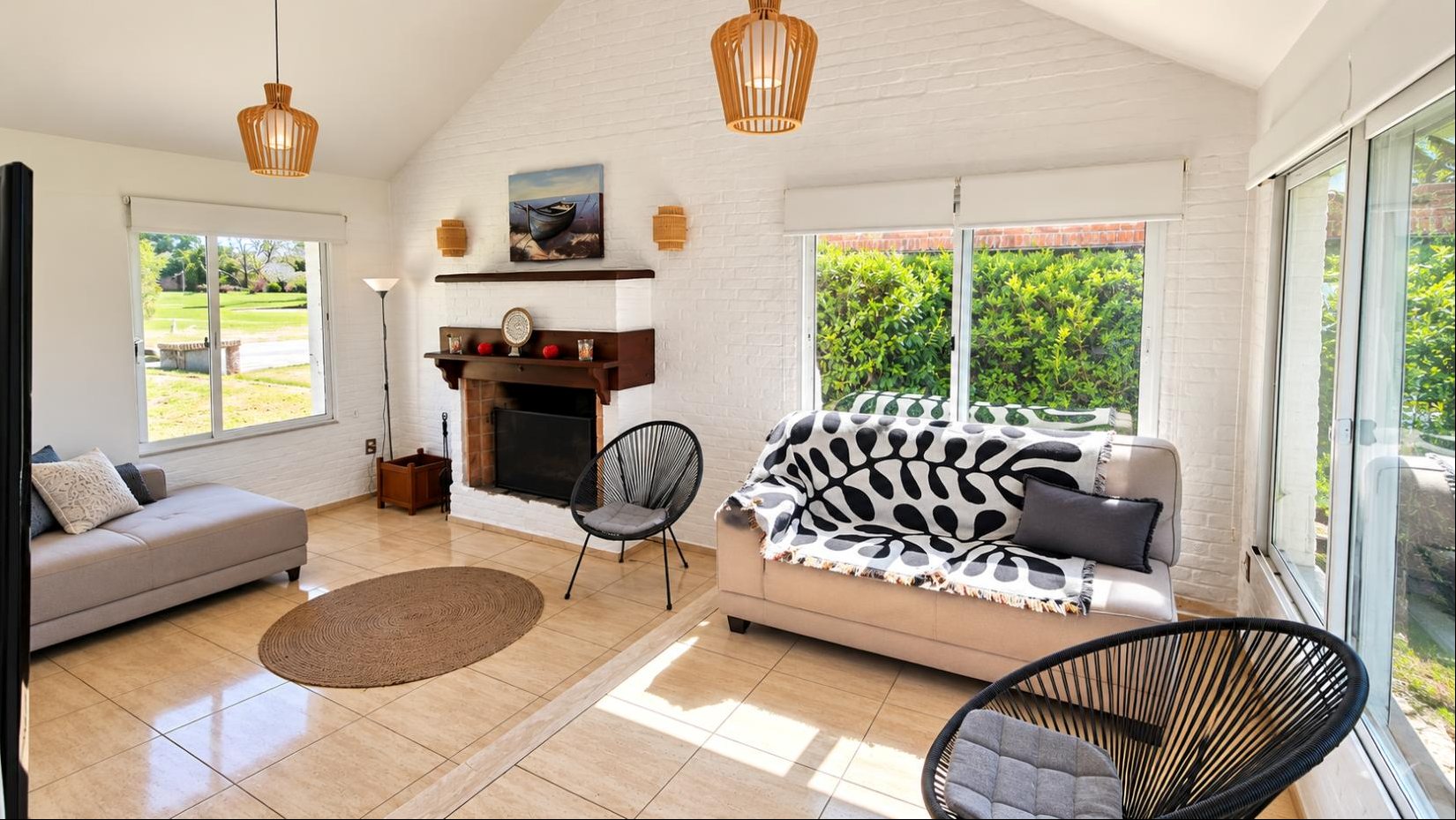 Alquiler casa con  muebles en La Tahona- Barrio Privado, 3 dormitorios y servicio, escritorio, sauna  y piscina climatizada · Foto 2