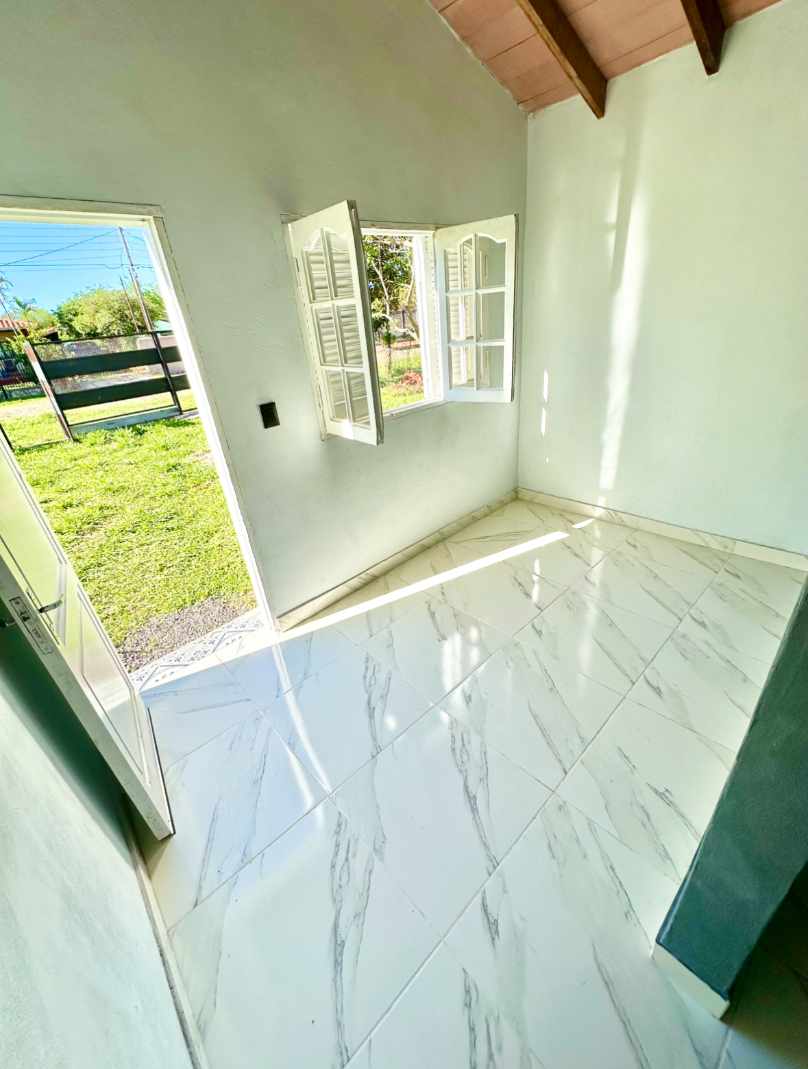 OFERTA casa en inmejorable ubicación zona Surubi'i Barrio Mirador en MRA!! — foto 3