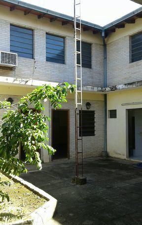 Propiedad Ideal Para Vivienda O Uso Educativo Zona 4 Mojones