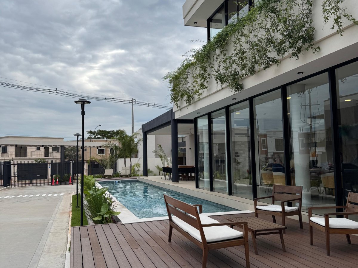 VENDO CASA 3 DORMITORIOS EN BARRIO MBACHIO LAMBARE — foto 3