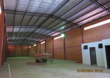 Alquilo 6 Tinglados Nuevos De 1450m2 Cada Uno Zona Aeropuerto