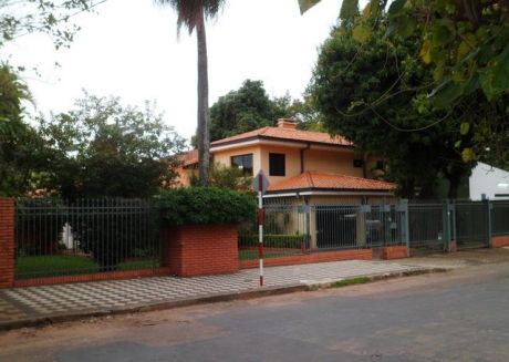 En Venta Hermosa Casa En Barrio Herrera