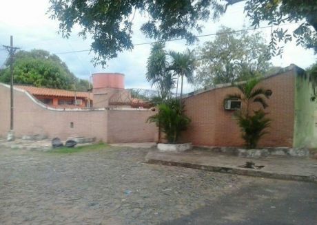 Atencion Inversionistas En El Rubro Vendo Un Motel A 100 Mtrs De La Avda Felix Bogado
