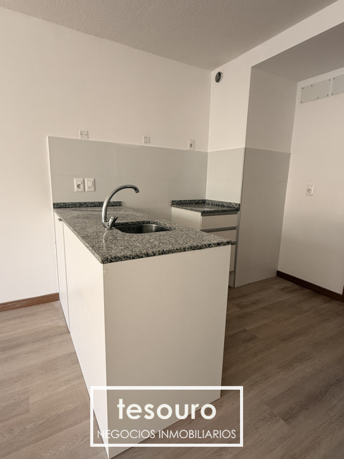 Alquiler de apartamento 1 dormitorio en Tres Cruces. · Foto 7