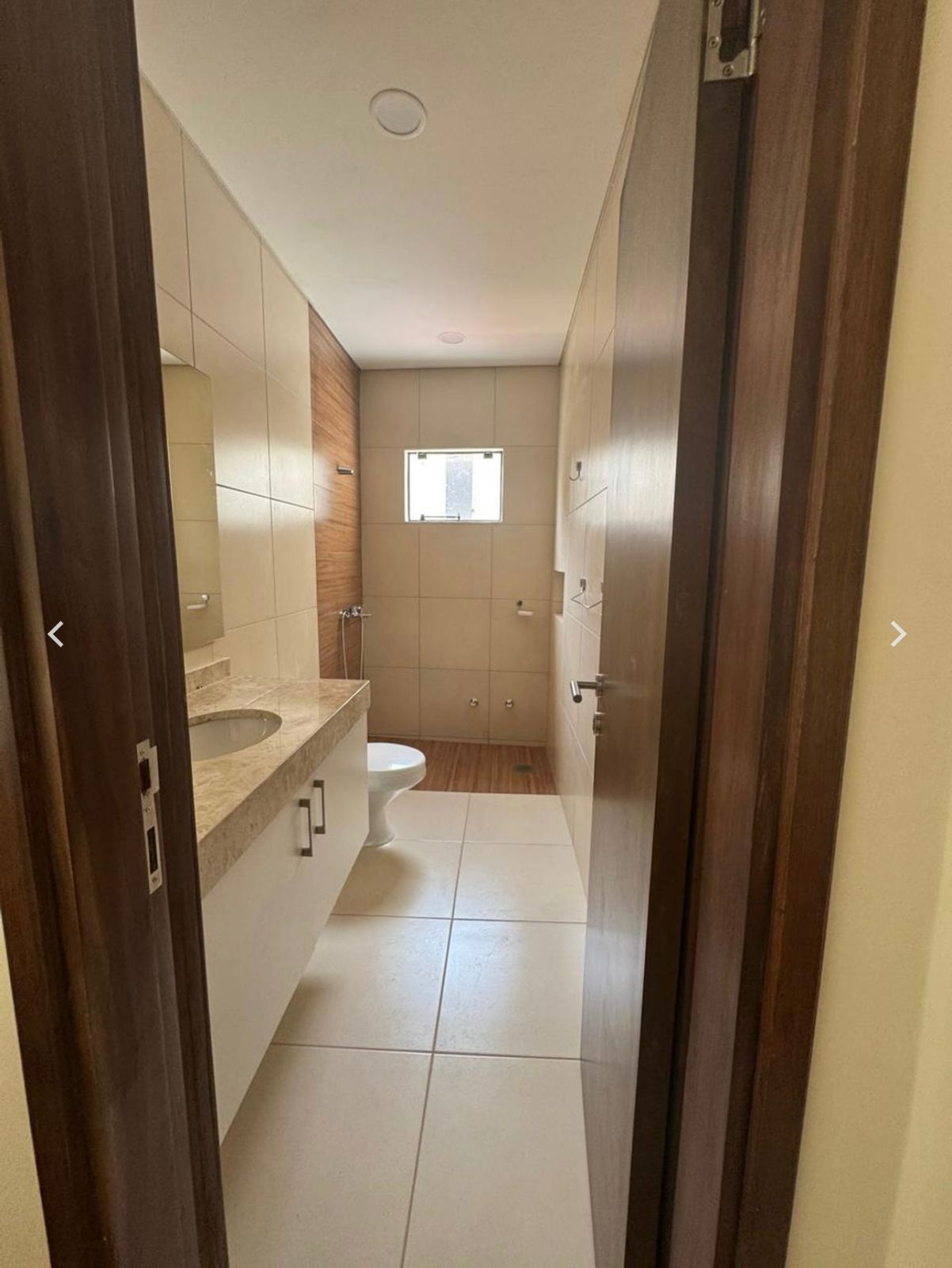 Vendo Exclusiva Residencia En Luque Cuarto Barrio - Zona Top — foto 2