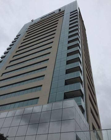 Departamento En Edificio Premium, A Estrenar