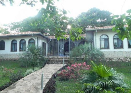 Hermosa Quinta Entre Altos Y San Bernardino