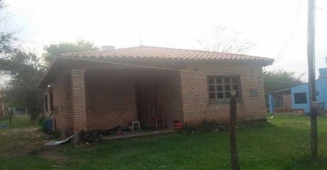 Vendo 3 Terrenos Con Casa A Terminar En Limpio