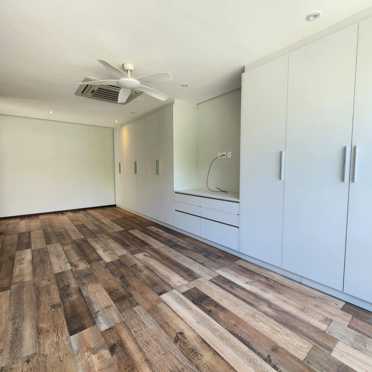 *EN ALQUILER preciosa y moderna casa — foto 3