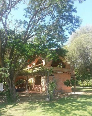 Casa De 2 Plantas,el Cortijo Ypacarai, 2.616m2