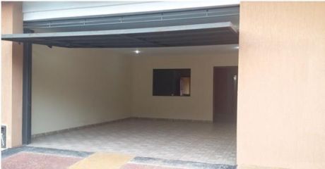 Alquilo Duplex Con Patio De 3 Hab. En Fernando De La Mora Zona Norte