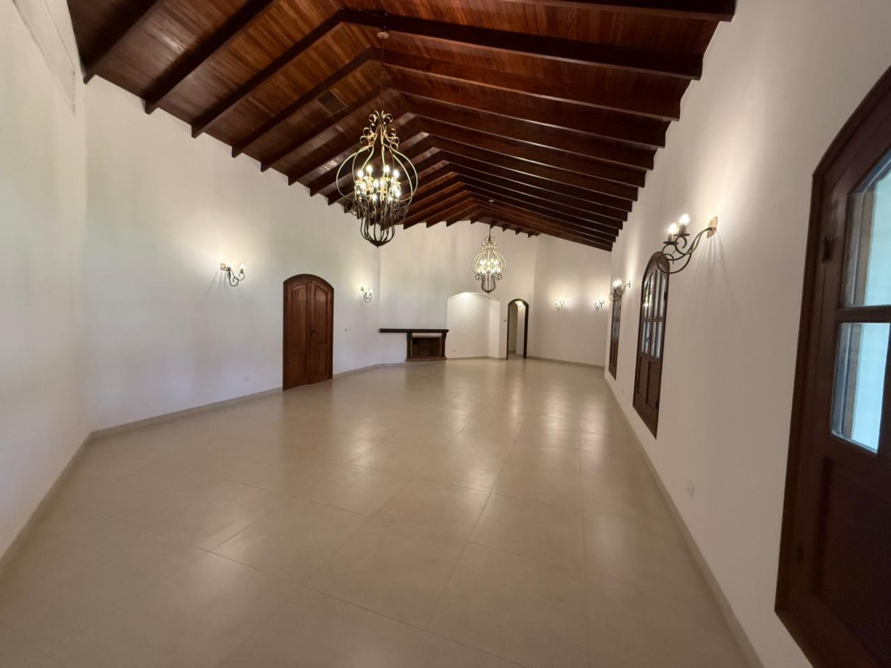Imponente residencia a minutos de Paseo La Galería — foto 3