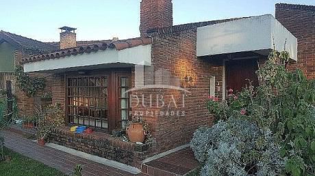 Casas En Parque De Solymar
