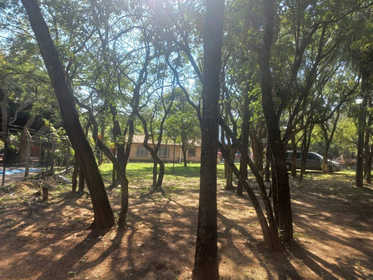 VENDO CASA EN BARRIO COLÓN SAN BERNARDINO - ALTOS — foto 3
