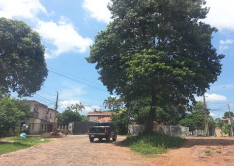 Vendo En Lambare 4 Lotes Residenciales S/ Empedrado