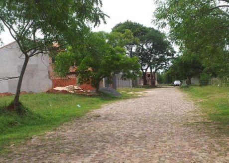 Oferto Lotes Residenciales En Villa Elisa ,a Pasos De Todo