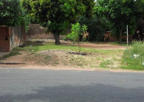 Oferta Imperdible En Lambare 3 Hermosos Terrenos De Esquina A Esquina,