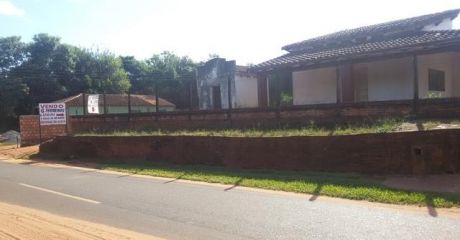 Vendo Casa Sobre Asfalto De 720 M2.