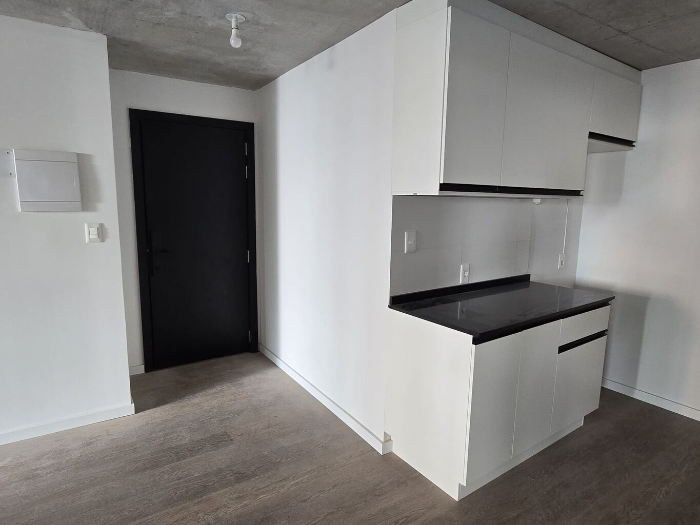 Apartamento 1 dormitorio con balcón, parrillero y garaje en Cordón SUR. · Photo 8