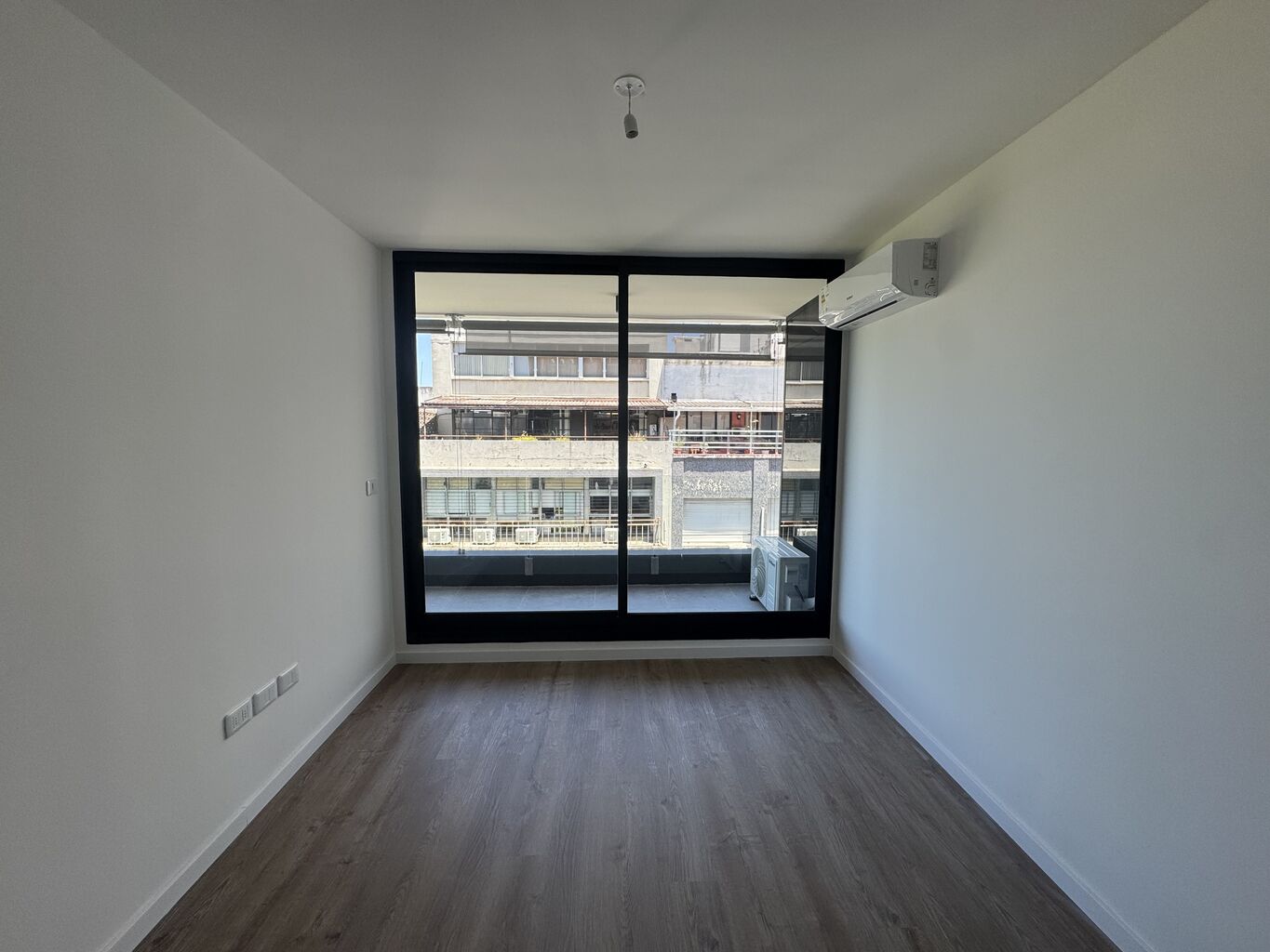 AVITA ZERO, A estrenar, excelente opción! · Foto 1
