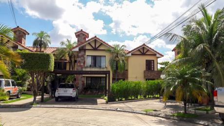 Condominio Genesis - Departamento En Venta.