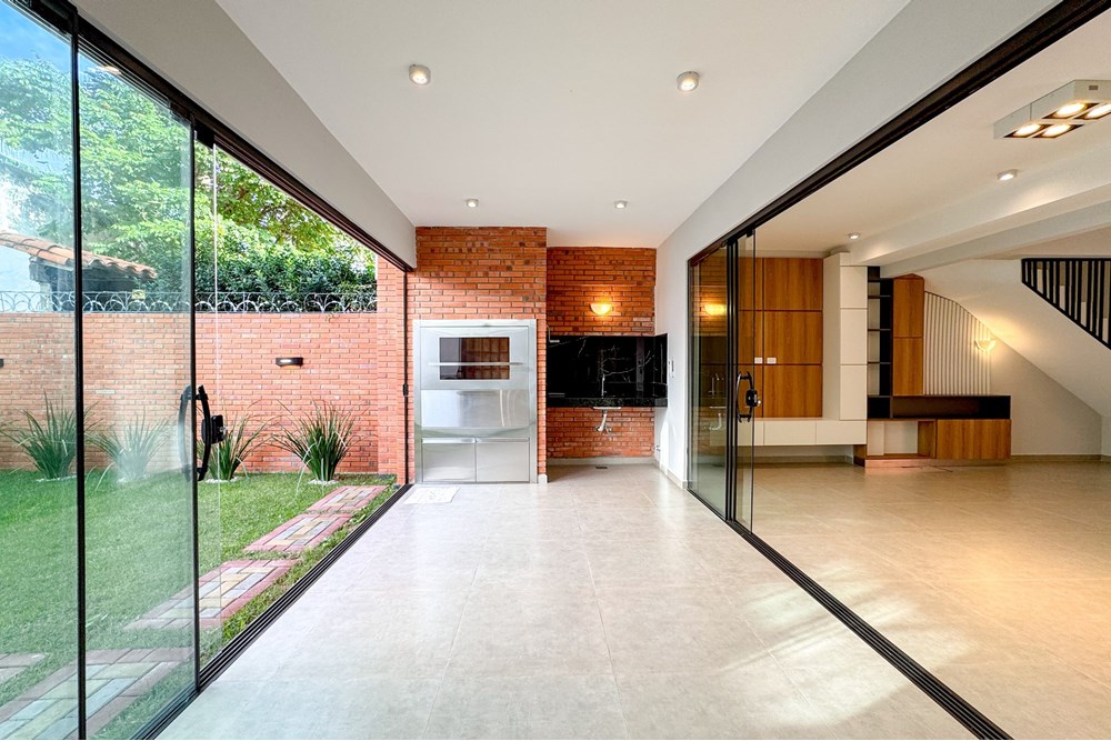 VENDO CASA PAREADA EN RECOLETA ZONA CAMPO ALTO — foto 2