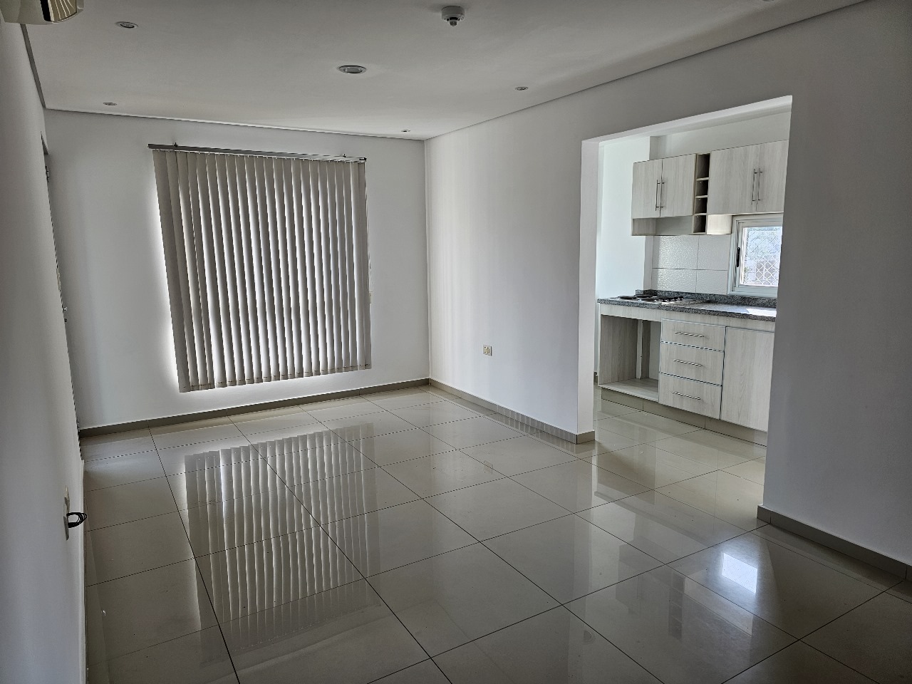 Vendo o Alquilo Departamento De 2 Dormitorios En Barrio Jara - Edificio Florida — foto 3