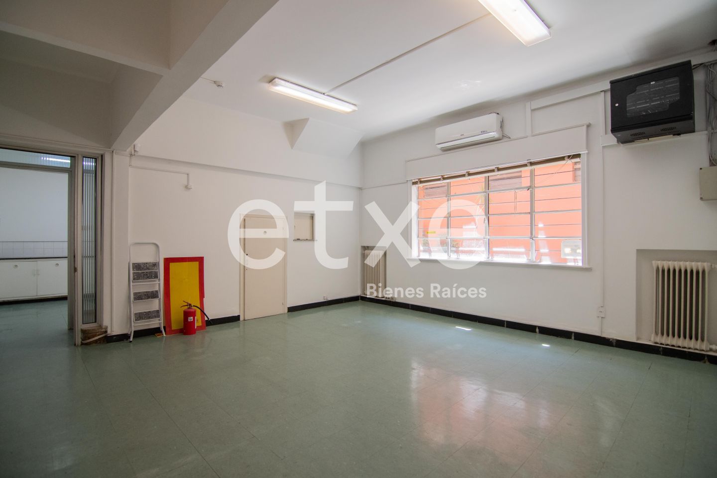 Alquiler de Oficina en Cordón · Foto 8