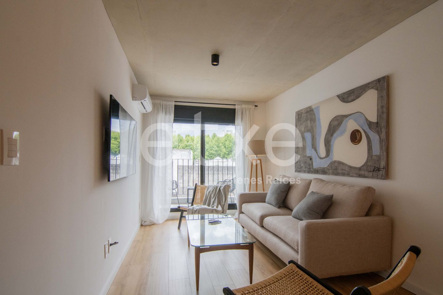 Apartamento Alquiler Con Muebles Cordón