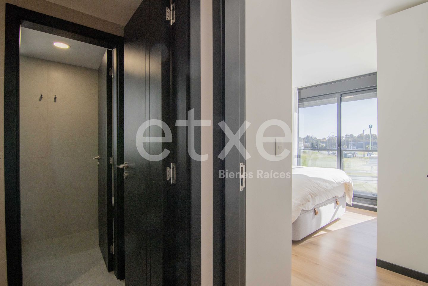 Apartamento en Alquiler 2 Dormitorios en Grou Bosque · Foto 12