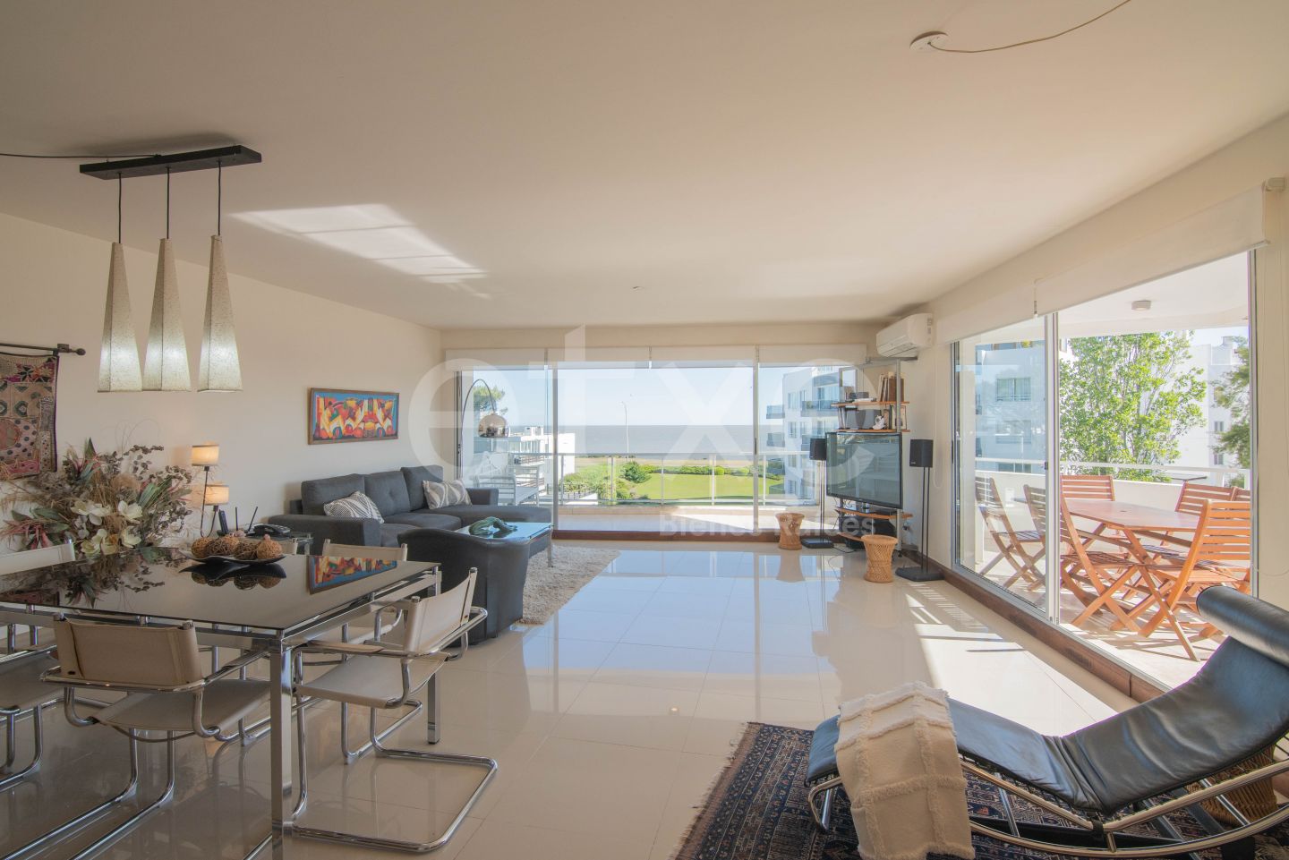 Apartamento en Venta Playa Mansa Punta del Este