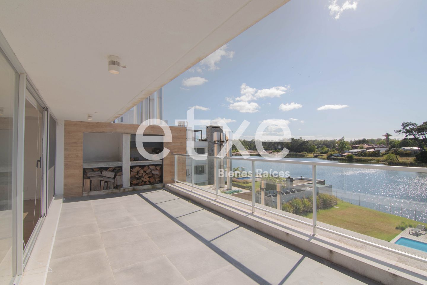 Apartamento en Alquiler Avenida de las Américas