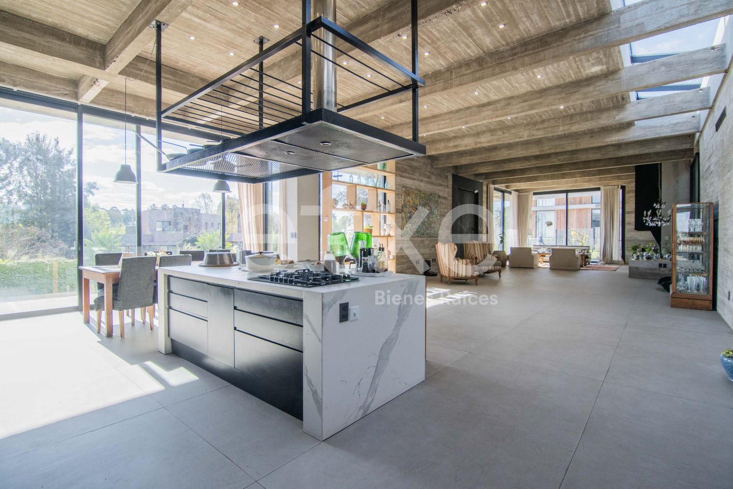 Casa Minimalista En Venta y Alquiler Carmel Barrio Privado · Foto 8