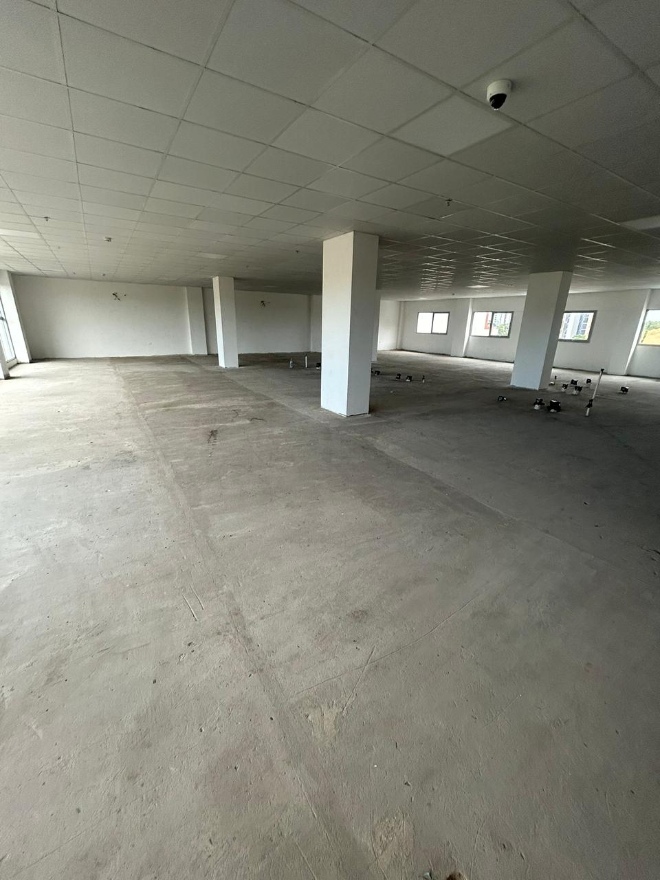 VENTA/ALQUILER DE OFICINA EN EJE CORPORATIVO — foto 2