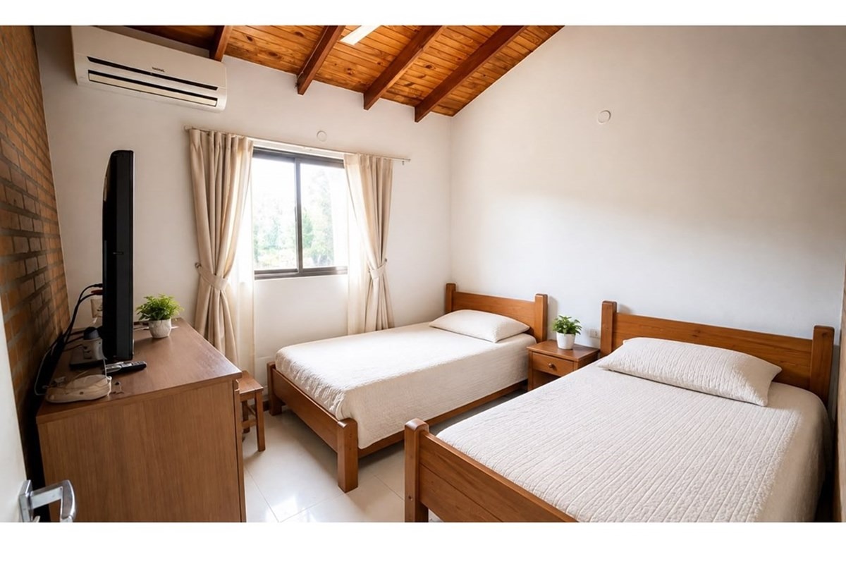 Vendo CASA QUINTA en NUEVA COLOMBIA, CORDILLERA — foto 2