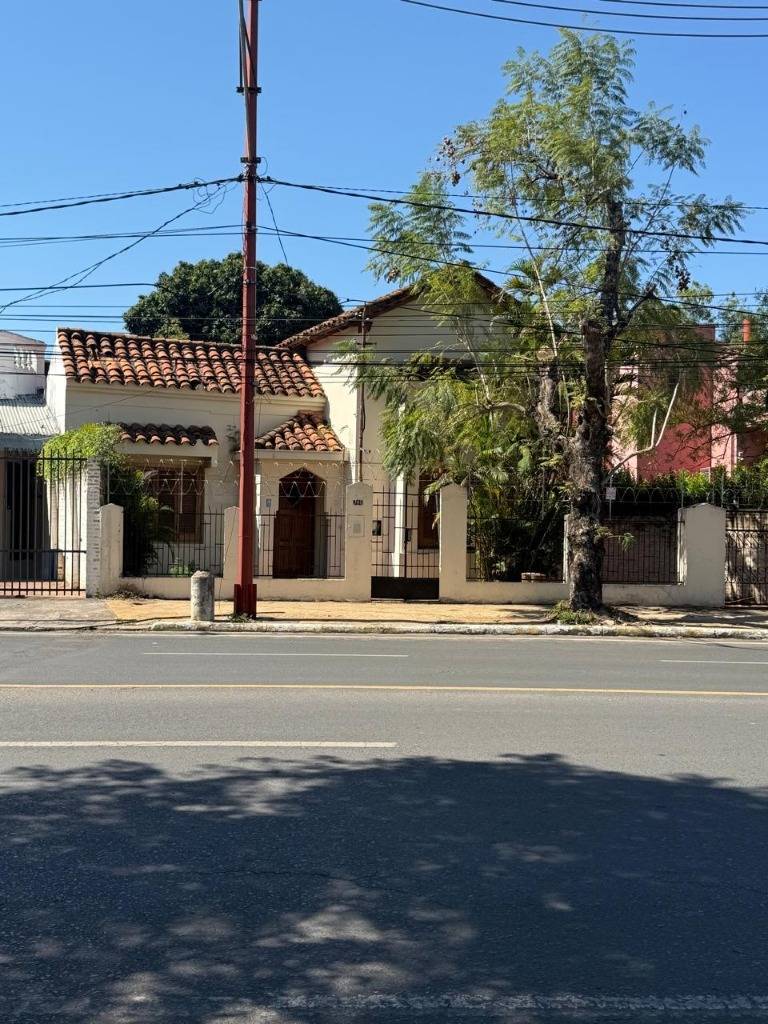 En venta, propiedad  sobre la Av. Mariscal López — foto 2